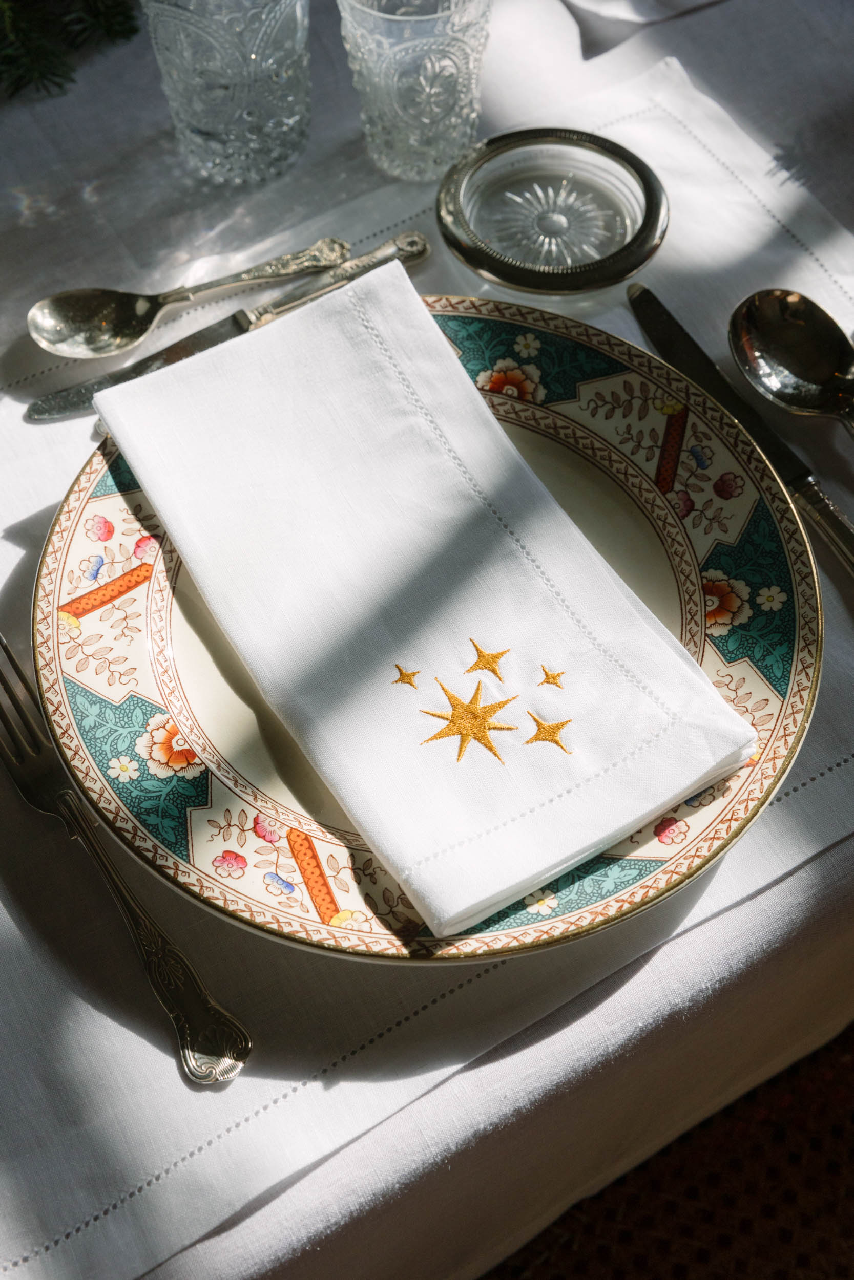 Mafra table linen with Christmas embroidery