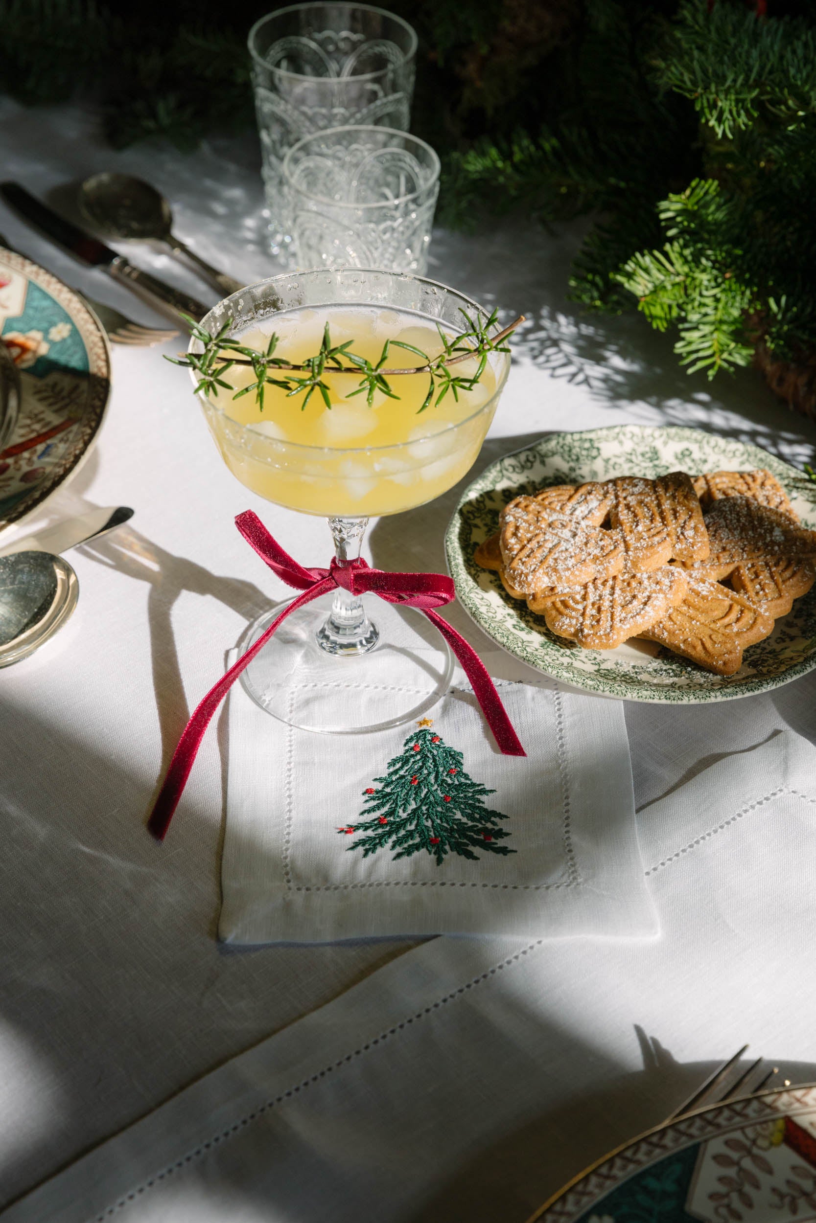 Roupa de mesa Mafra com bordados de Natal