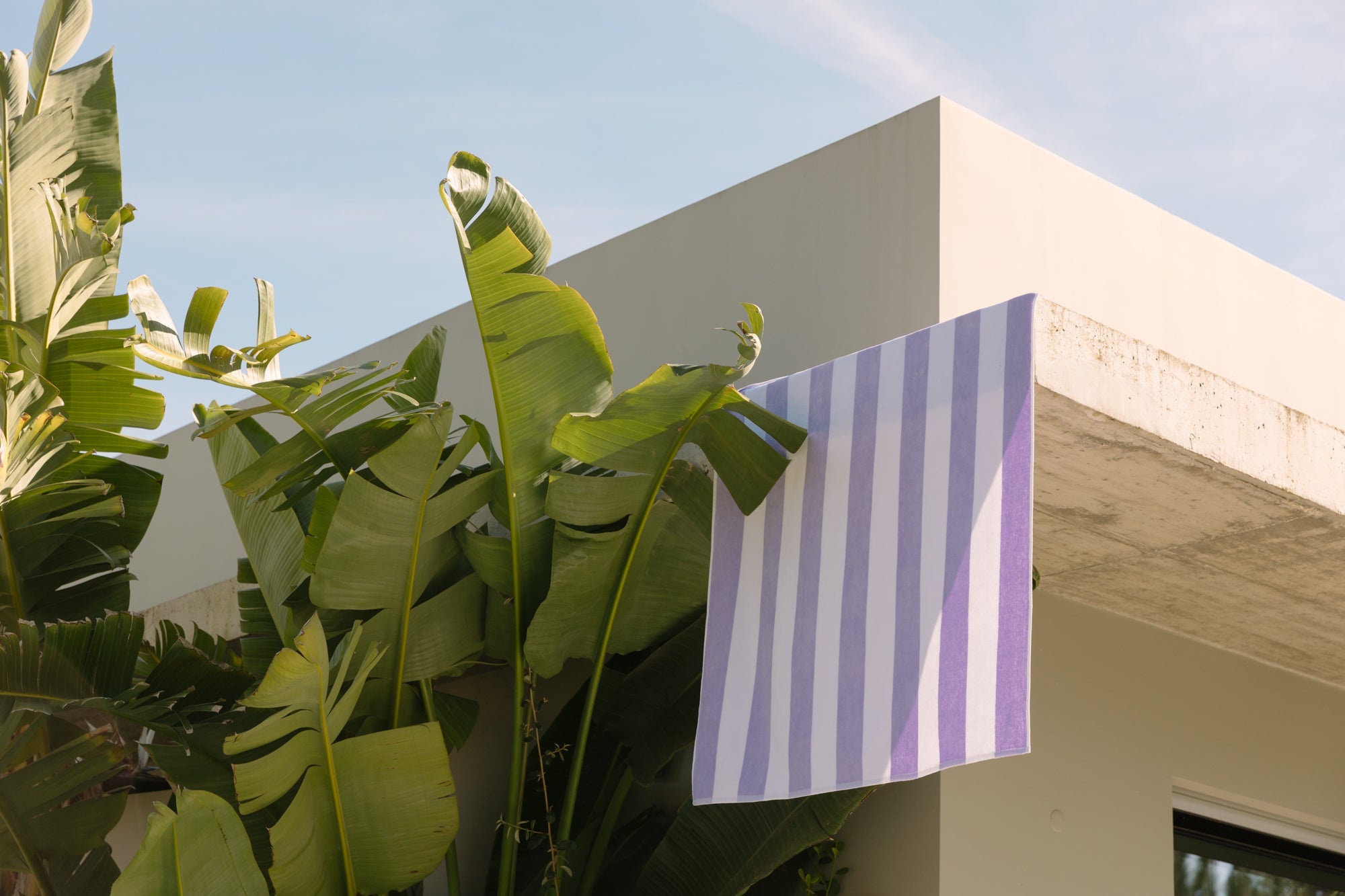 torres-novas-gibalta-beach-towels-vertical-stripes-product-lavender-3_e5551400-8ce3-4243-89ec-a28a8b52ec78.jpg