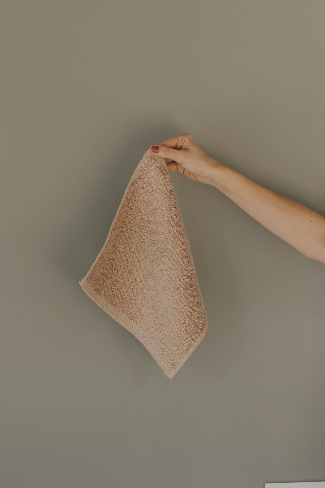 Beige Luxus face towel