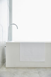 White bath mat - Torres Novas